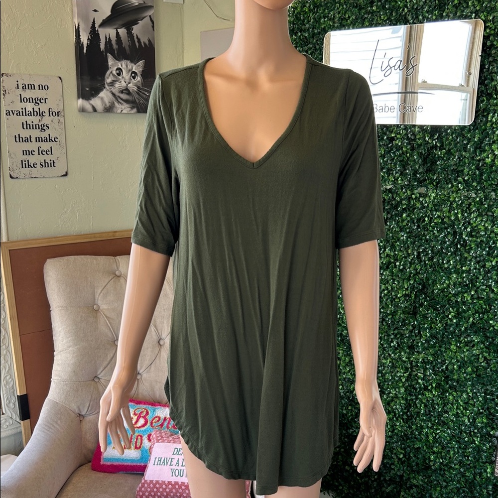 Torrid Deep Green V-Neck Tunic Top